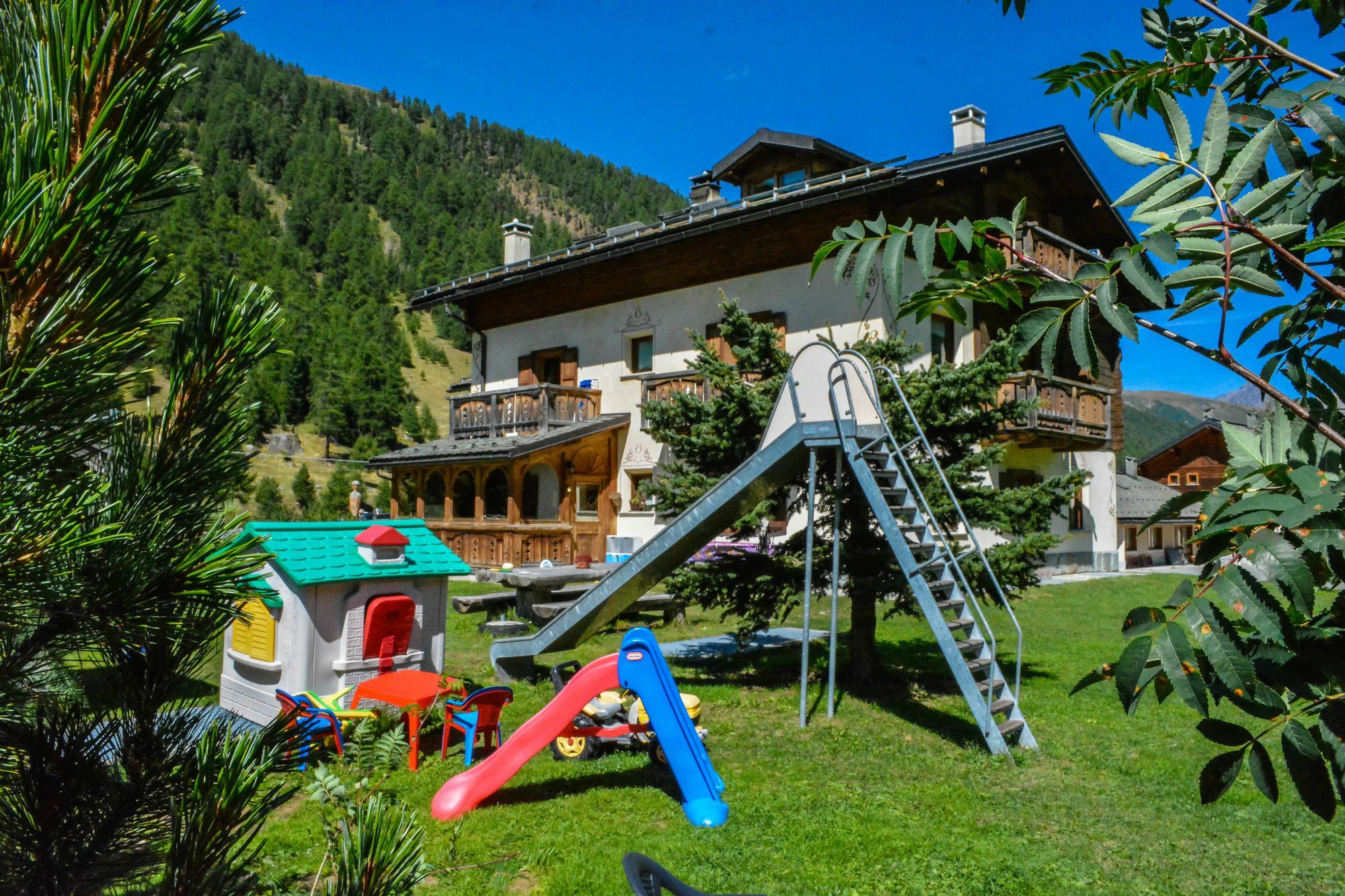 Chalet Cambra Livigno Exterior foto